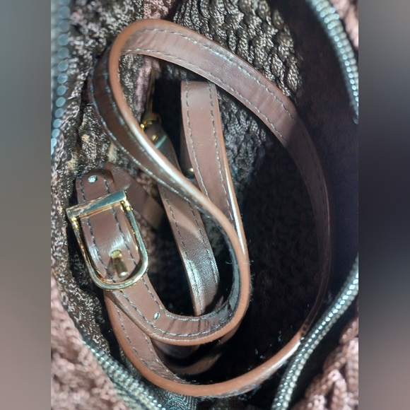 Sunflower Crochet Crossbody EUC - Picture 5 of 9